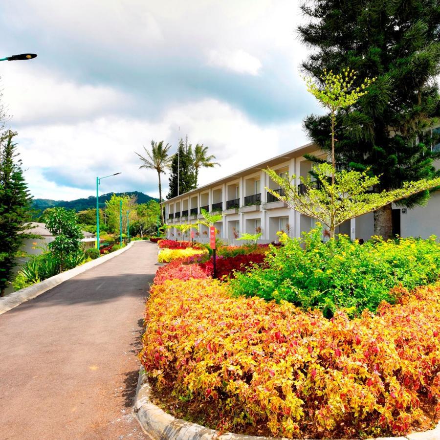 The Balcone Suites & Resort Bukittinggi Eksteriør bilde